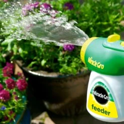 Miracle-Gro Feeder -Garden Tools Shop 016733 furtherimage 1
