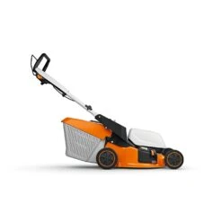STIHL RMA 243 Cordless Lawn Mower 41cm 12 STIHL RMA 243 Cordless Lawn Mower 41cm -Garden Tools Shop 105350 RMA243 EU HQ P 2023 08 0006 EU usableRoW