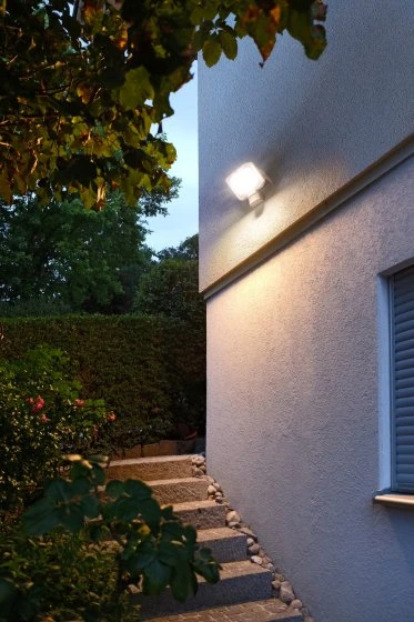 Brennenstuhl AL 3050 P LED Spotlight With PIR Sensor 3110lm 30W IP44 10 Brennenstuhl AL 3050 P LED Spotlight With PIR Sensor 3110lm 30W IP44 - Image 8