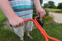 Agri-Fab 110lb Push Spreader 45-0576 10 Agri-Fab 110lb Push Spreader 45-0576 -Garden Tools Shop DSC 0414 1080x1080 f90748bb f2b7 4116 ad2f bcfae219c8ac