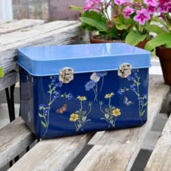 Burgon & Ball British Meadow Seed Storage Tin 8 Burgon & Ball British Meadow Seed Storage Tin -Garden Tools Shop GRH TINBM burgon and ball RHS gifts for gardeners british meadow seed tin 05 large 54c00735 f50b 4994 a18a f86a9c0a65b0