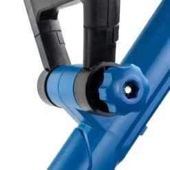 Hyundai HY2187 20V Cordless Strimmer 20 Hyundai HY2187 20V Cordless Strimmer -Garden Tools Shop HY2187 6 61519