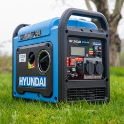 Hyundai HY2250SEi 2.2kW Petrol Inverter Generator -Garden Tools Shop HY2250SEi 3 VersatileCampingandCaravanGenerato