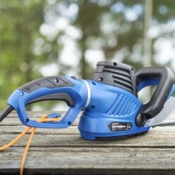 Hyundai HYHT680E Electric Hedge Trimmer 680W 610mm 19 Hyundai HYHT680E Electric Hedge Trimmer 680W 610mm -Garden Tools Shop HYHT680E 12 87395