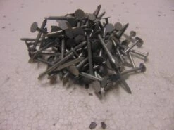 Galvanised Clout Nails 30X2.65MM 1KG