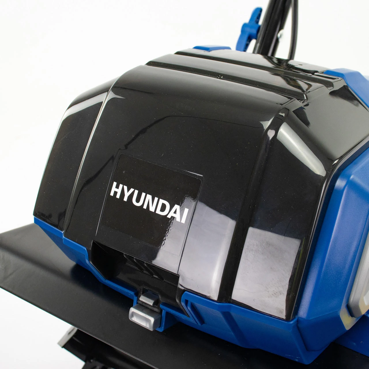 Hyundai HY2198 Cordless Garden Tiller 9 Hyundai HY2198 Cordless Garden Tiller - Image 7