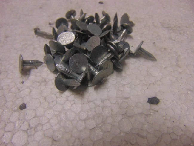 Extra Large Clout Nails Galvanised 30X3MM 25KG 4 Extra Large Clout Nails Galvanised 30X3MM 25KG - Image 2