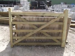 Wood Field Gate C2 9' 5 Bar